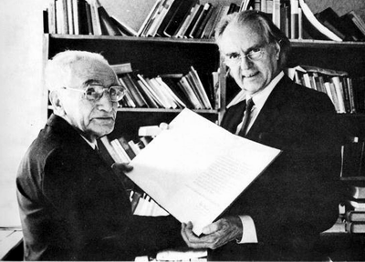 Anders accepting Adorno Prize from Hilmar Hoffmann, 1983