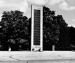 Hamburg-Ohlsdorf: monument for persecutees